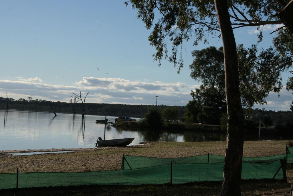 Lake Fyans Holiday Park エクステリア 写真
